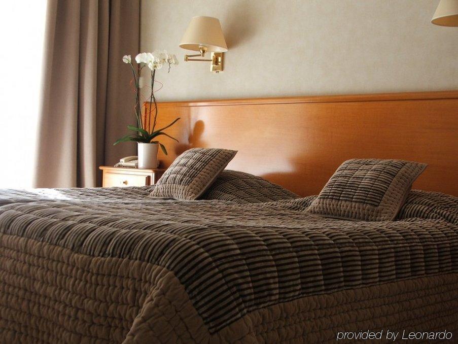 Hotel Diana Vence Quarto foto
